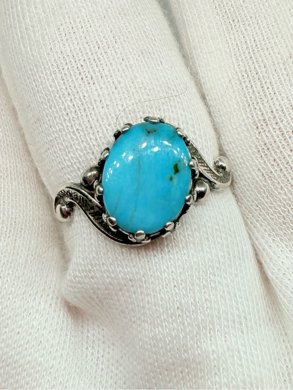 ✨Stunning Vintage Sterling Silver Turquoise Statement Ring – Size 6 ✨
